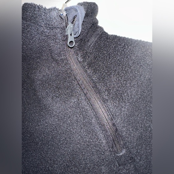 Adidas jacket - Picture 3 of 6